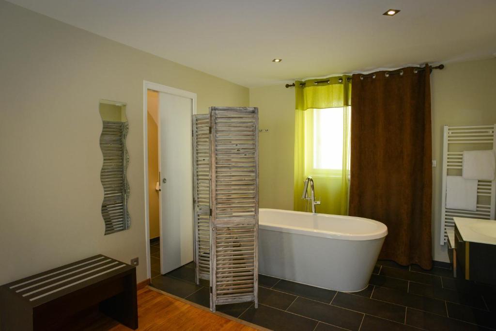 Logis Hotel Restaurant L'Auberge Normande Carentan Luaran gambar
